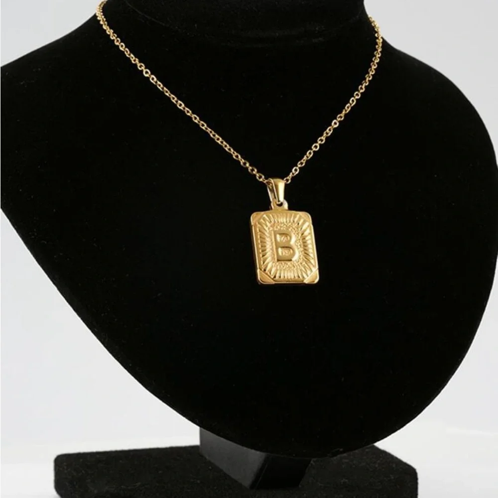 Luxe Golden [A] Bar Necklace - Picture 6 of 6